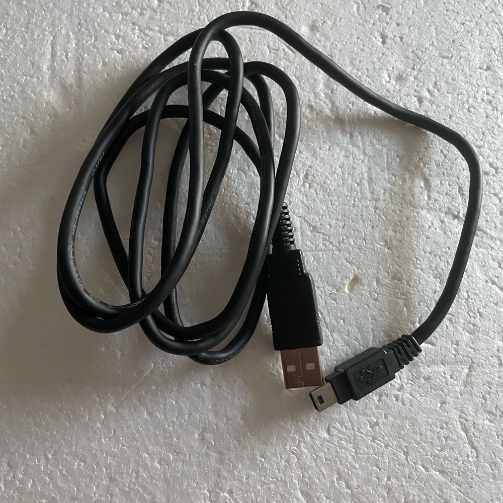 PKG#24-11 Universal Black USB Charging Cable. Measures 59”